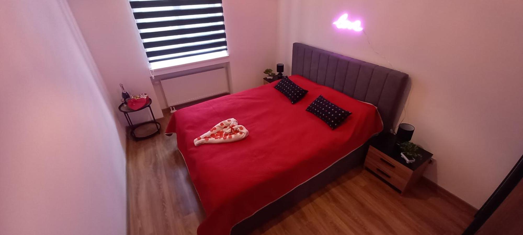 Apartament Love On 5 - Milosc Na 5 Legnica Luaran gambar