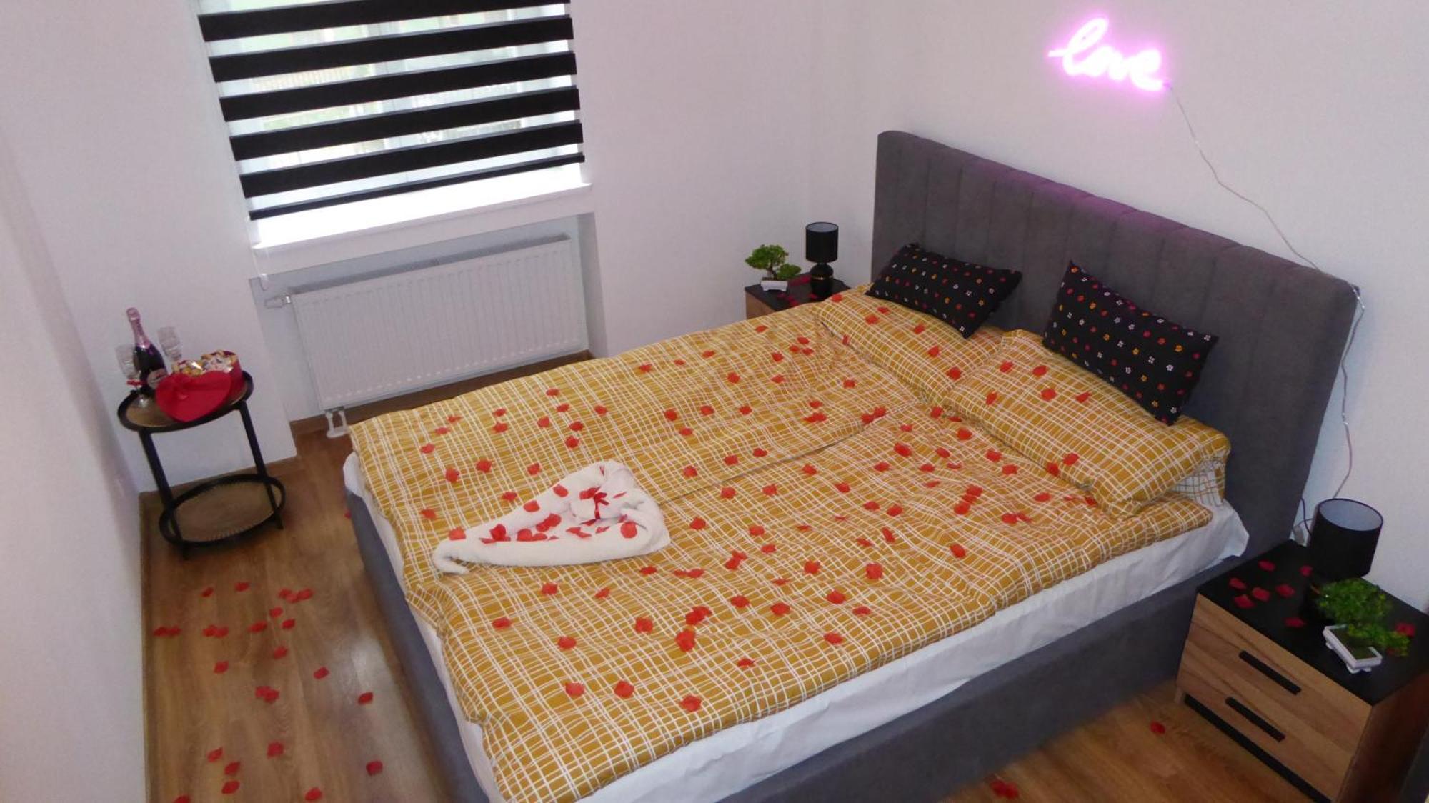 Apartament Love On 5 - Milosc Na 5 Legnica Luaran gambar