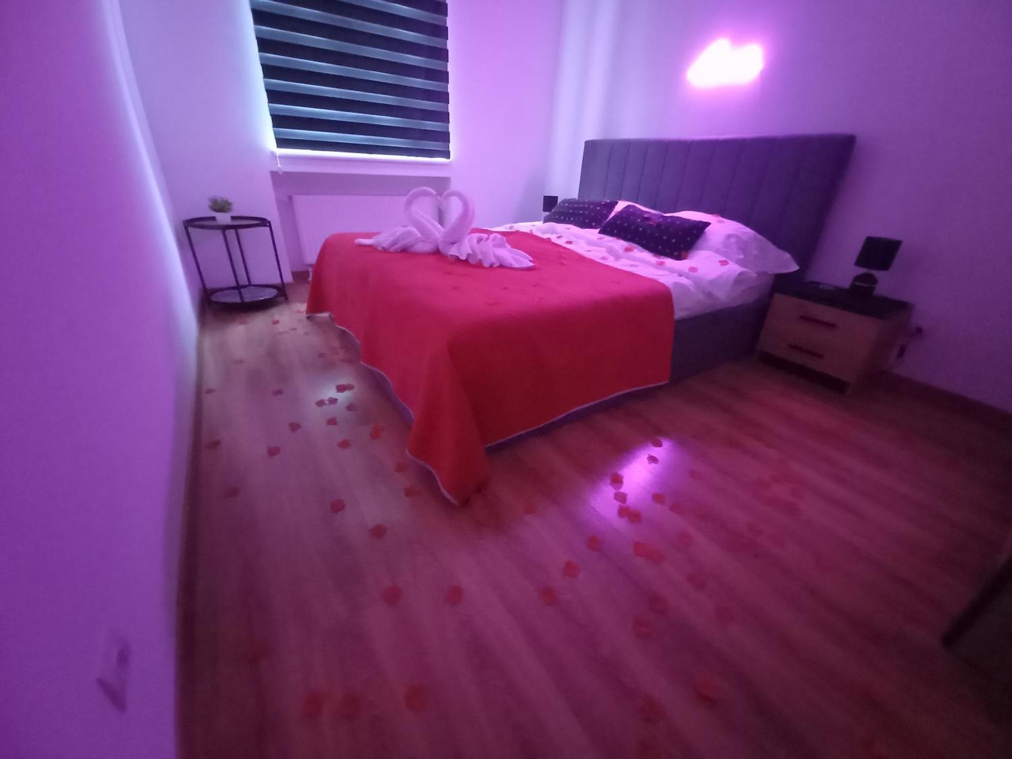 Apartament Love On 5 - Milosc Na 5 Legnica Luaran gambar